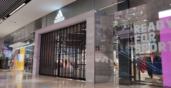 Adidas retail store in Westfield Stratford, London. Stadium concept
